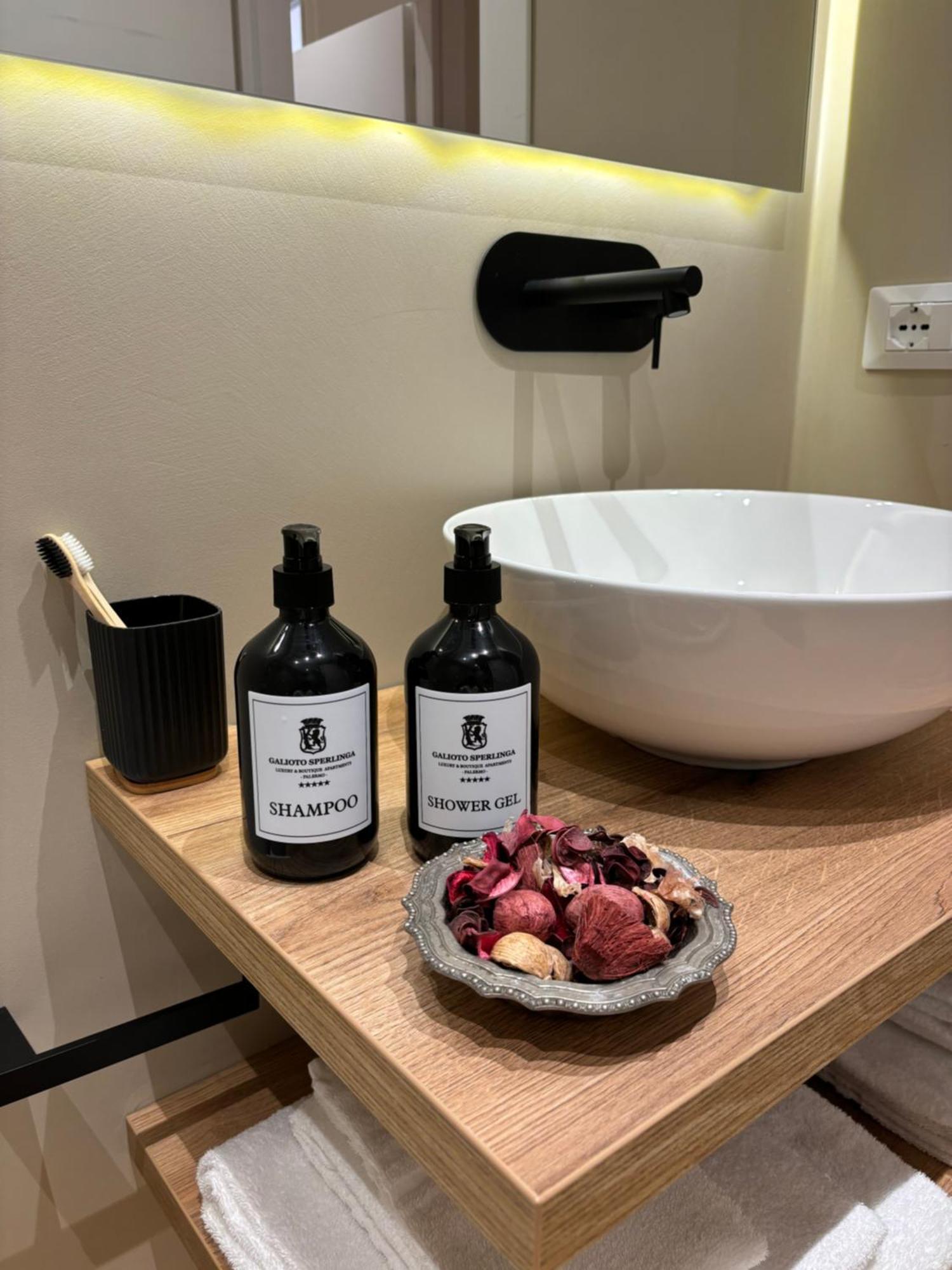 Galioto Sperlinga Luxury Boutique Apartments Palermo Eksteriør bilde