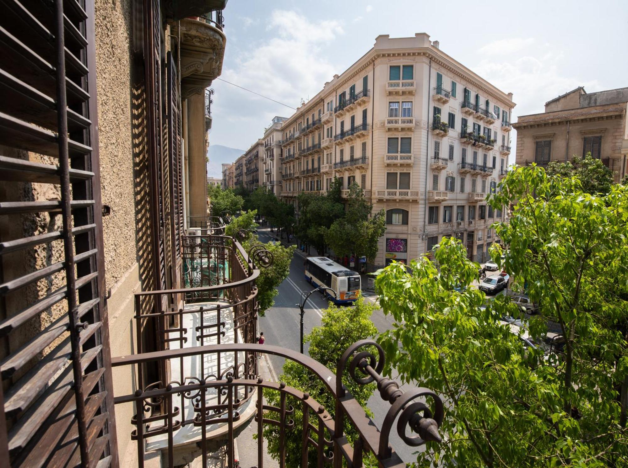 Galioto Sperlinga Luxury Boutique Apartments Palermo Eksteriør bilde